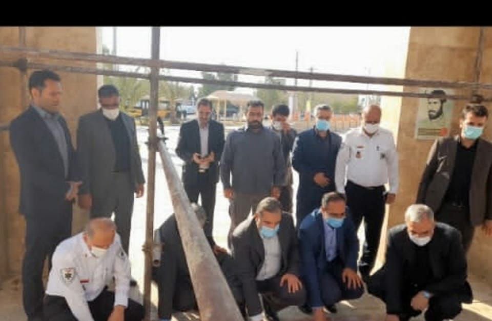 ادای احترام وزیر بهداشت و استاندار ایلام به مقام شامخ شهدا در مهران