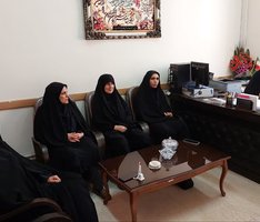 زنان همراه با کودکانشان با حضور در راهپیمایی اربعین حسینی نقش مهم خانواده محوری را به خوبی ایفا کرده اند
