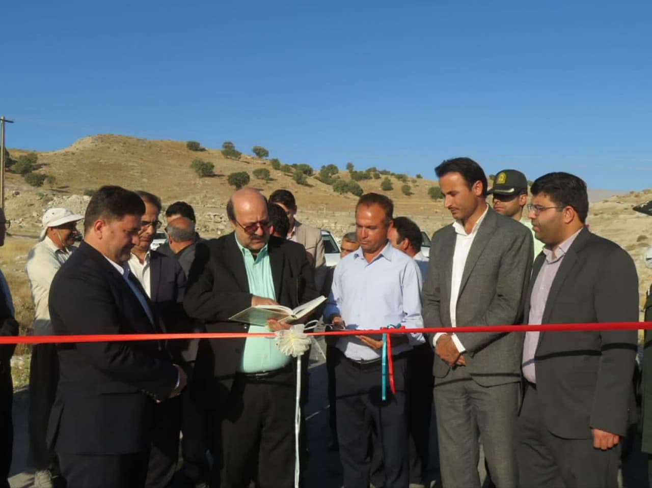 جاده دسترسی به طرح گردشگری تنگ کافرین افتتاح شد